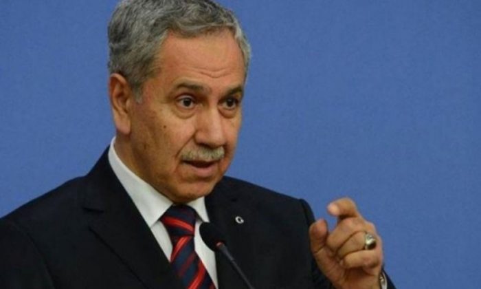 Bülent Arınç, Yüksek İstişare Kurulu görevinden istifa etti